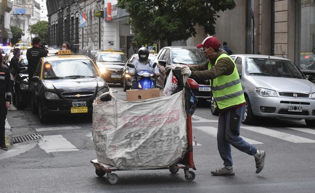 Trabajo en la calle. El municipio encuestó 503 recicladores urbanos.