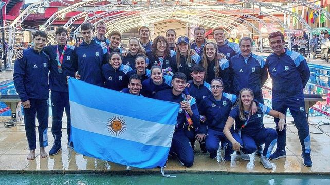 El equipo argentino de natación que compitió en Rosario