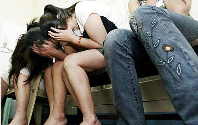 Cierran cabarés y rescatan a 19 mujeres en Río Cuarto
