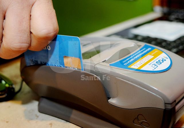 Cuidado. Es recomendable tomarse el tiempo necesario y chequear todos los datos antes de operar. Foto: Manuel Testi / UNO Santa Fe.