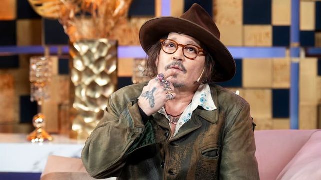 Johnny Depp pasó por el programa de Vero Lozano durante su visita a la Argentina y habló del amor del público local