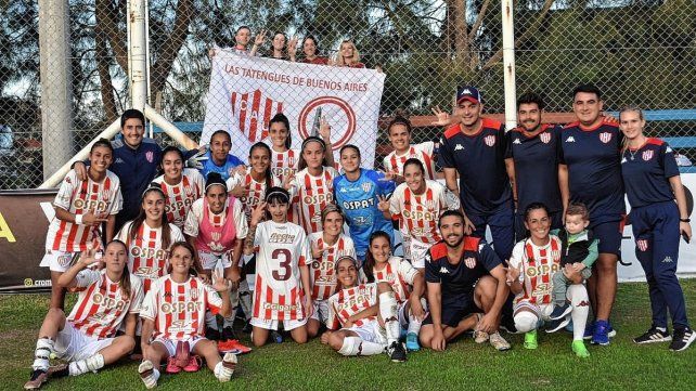 Unión le ganó como visitante a El Frontón y sigue encendido en el Torneo Femenino de AFA.