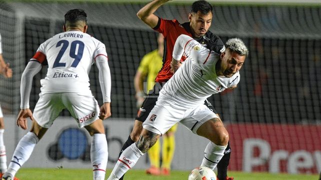 El minuto a minuto del duelo entre Colón e Independiente