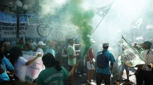 Los cadetes llevaron sus reclamos a la sede local de la Gobernación para exigir medidas de fondo en materia de seguridad.