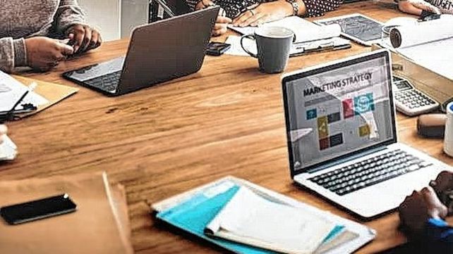 Qué servicios incluye una estrategia de growth marketing