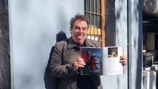 El Messi de los vinos revela en un libro la historia de su premiado restaurante