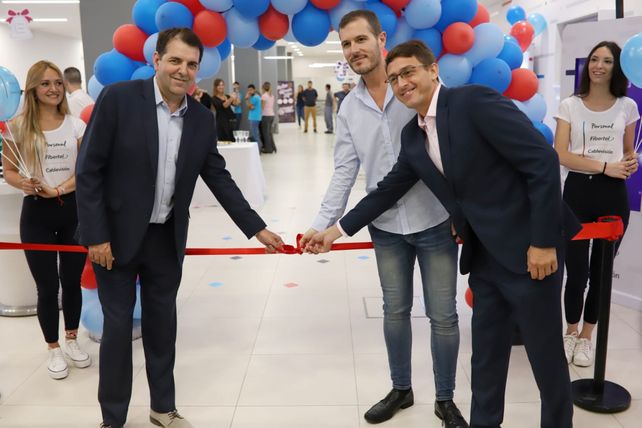Telecom inauguró su nueva oficina convergente en Santa Fe