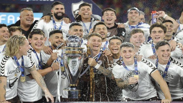 Patronato saludó a Platense por su primer título a través de su red social X.