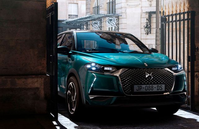 El DS 3 CROSSBACK llegó al país.