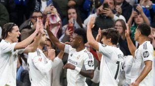 Real Madrid aplastó al Real Betis y no le pierde pisada al Barcelona en La Liga