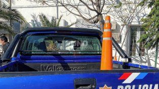 Un patrullero fue atacado en barrio Guadalupe Oeste. Buscan a los autores del hecho.