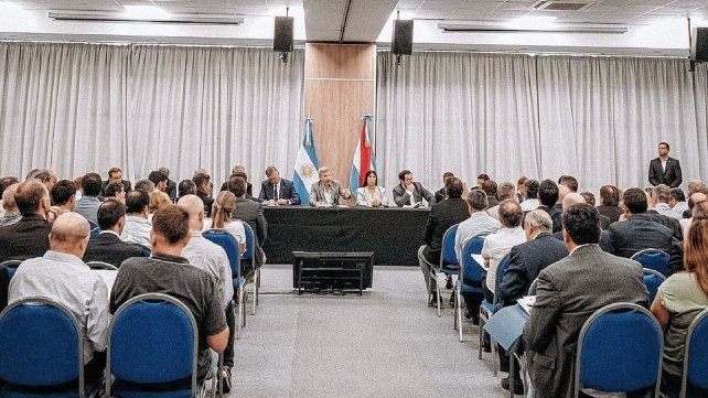 Frigerio se reunió con intendentes de toda la provincia