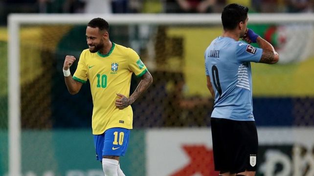 Brasil bailó a Uruguay y sigue imparable