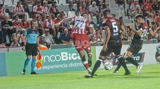En la última pelota de la noche, Central Córdoba le sacó un empate a Unión en Santa Fe