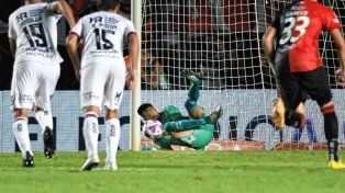 Colón falló la mitad de los últimos ocho penales que ejecutó.