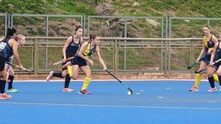 Las Tiburonas golearon a Paracao por 14 a 0 con una destacada actuación de Yoana Aguilera autora de 9 goles.