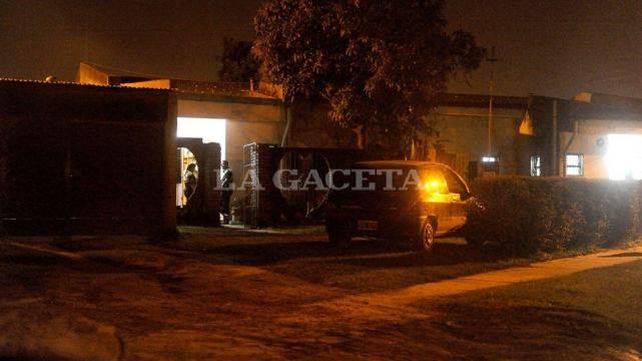 Murió atropellado por su esposa, a quien le enseñaba cómo estacionar