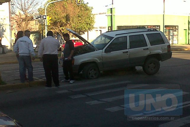 Ahora fue una camioneta la que chocó una puntera en Paraná