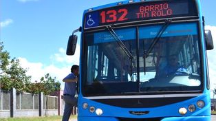 Ataques a colectivos en Tío Rolo: reforzarán la seguridad y el 132 retoma su recorrido completo