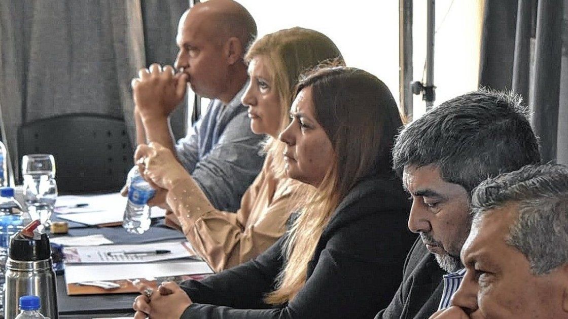 Intendentes del PJ reclaman criterios objetivos para distribuir recursos por la emergencia hídrica.