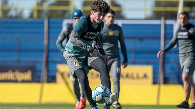 El Kily fue quien subió a Tanlongo a primera.