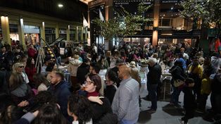 Los rosarinos disfrutaron a full de una nueva edición de la Noche de las Peatonales.