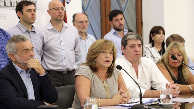 Cruces. La ministra de Infraestructura