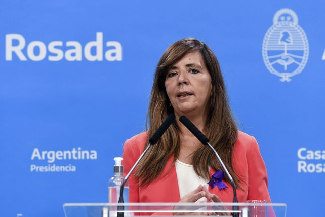 Cerruti aseguró que por el momento el gobierno no evalúa la posibilidad de correr el feriado