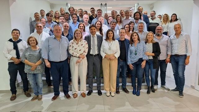 Los jefes de los partidos que integran Unidos procuran abrochar acuerdos antes del fin de período ordinario de sesiones.