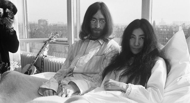 Yoko Ono cumple 90 años: una artista vanguardista que carga con el estigma de haber separado a los Beatles