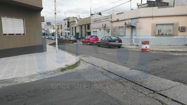 Por reparaciones cortan el tránsito en calle 25 de Junio de Paraná