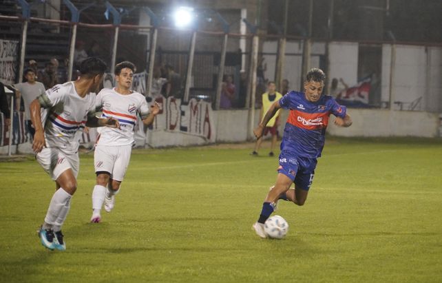 El charrúa busca su segundo triunfo en el campeonato.