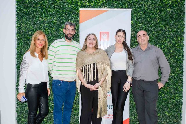 Florencia Espíndola, Mariano de Yulis, Sandra González, Julieta D