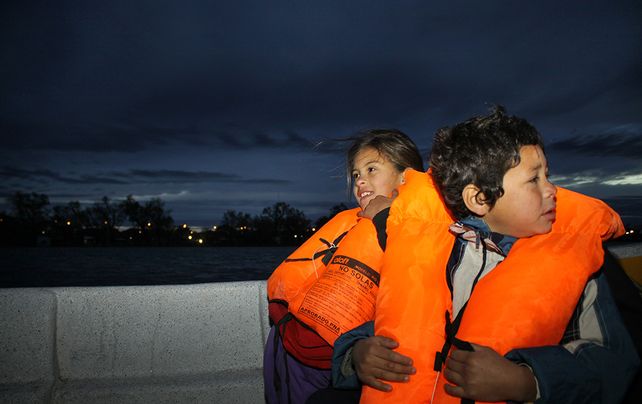 Pese a la creciente del río Paraná, más de 50 niños santafesinos retornaron a la escuela