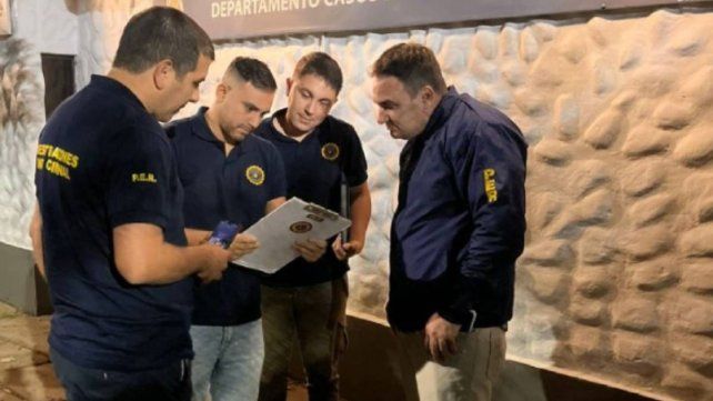 La policía desarticuló una banda delictiva del conurbano bonaerense y permitió detener a uno de sus líderes implicado en un fallido asalto en Entre Ríos.
