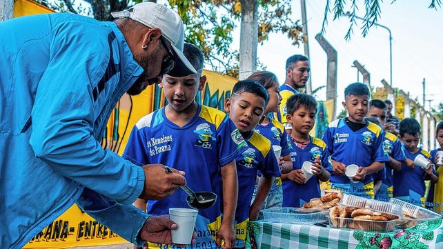 Sin Límites: Los Xeneizes de Paraná dan una mano