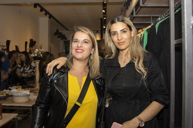Evelyn y Elizabet Mugracci