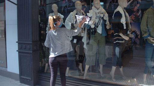 A media máquina, abrió el comercio santafesino