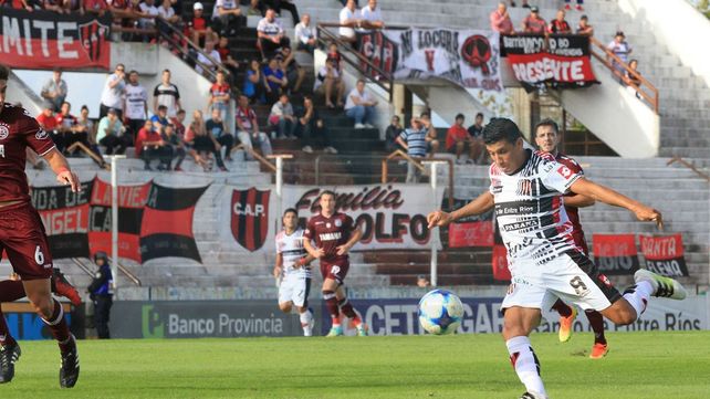 Todo el color de los partidos de Patronato y Atlético Paraná