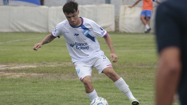 El defensor goleador. Bartalini se ganó un lugar en el equipo de Daniel Fagiani.&nbsp;