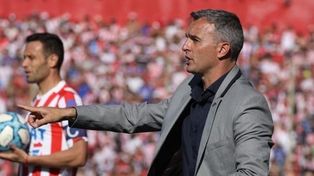 ¿Qué equipo parará Lavallén frente a River?