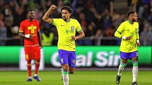 Brasil no tuvo problemas frente a Ghana y ganó por 3 a 0.