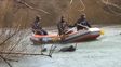 encuentran un cuerpo en el rio chubut y buscan determinar si es el de maldonado