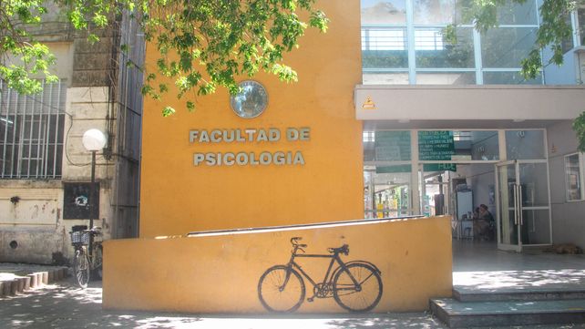 Docentes de Psicología y de Ciencia Política