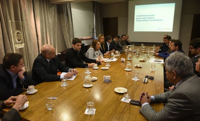 Evaluación. La intendenta Mónica Fein presidió ayer un encuentro de evaluación de las medidas de seguridad junto a fiscales