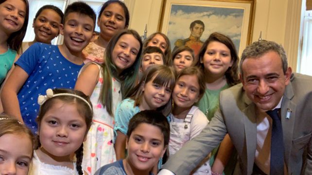 En su primera actividad oficial, Javkin recibió a los Consejos de Niñas y Niños