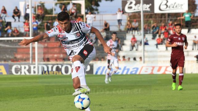 Todo el color de los partidos de Patronato y Atlético Paraná