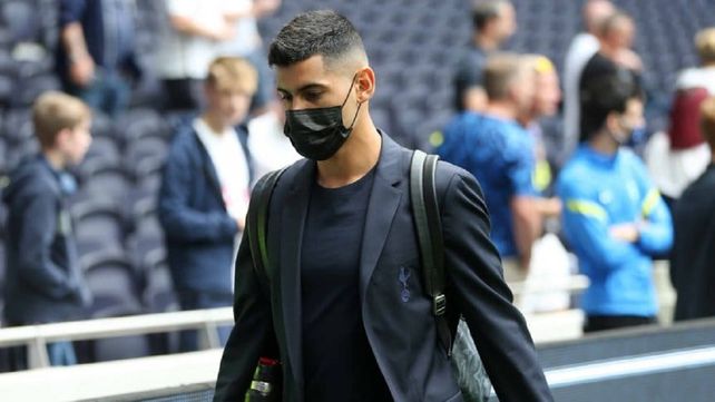 Cristian Romero, víctima del brote de Covid-19 en Tottenham