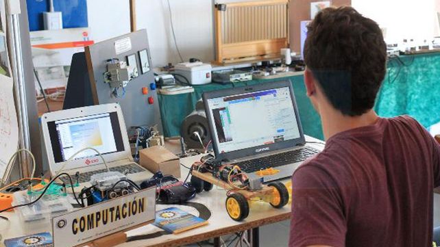 Calidad de vida. Bioingenieros presentaron la primera prótesis de su tipo en Latinoamérica.