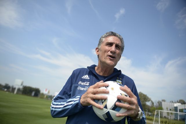 Bauza reveló que habló con Icardi y que en cualquier momento puede citarlo a la selección